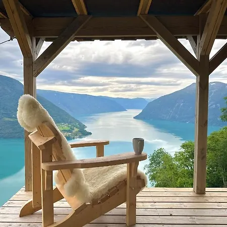 Lodger Raaum Gard Hafslo